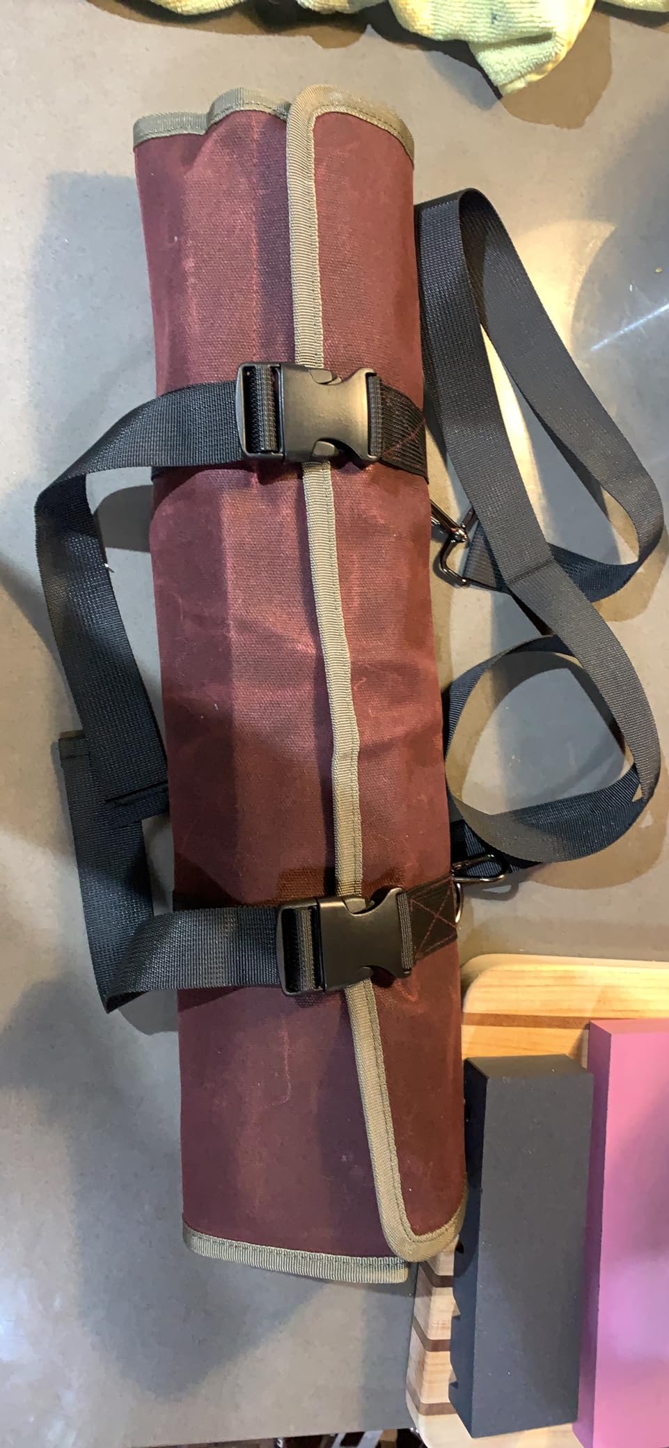 Chef’s Knife Roll Bag,Waxed Canvas Knife Cultery Carrier, Portable Chef Knife Cases,Knife Pouch Holders With 10 Slots Plus 1 Zipper Pockets Can Hold Home Kitchen Knife Tools Up To 18.8” customer photo 1