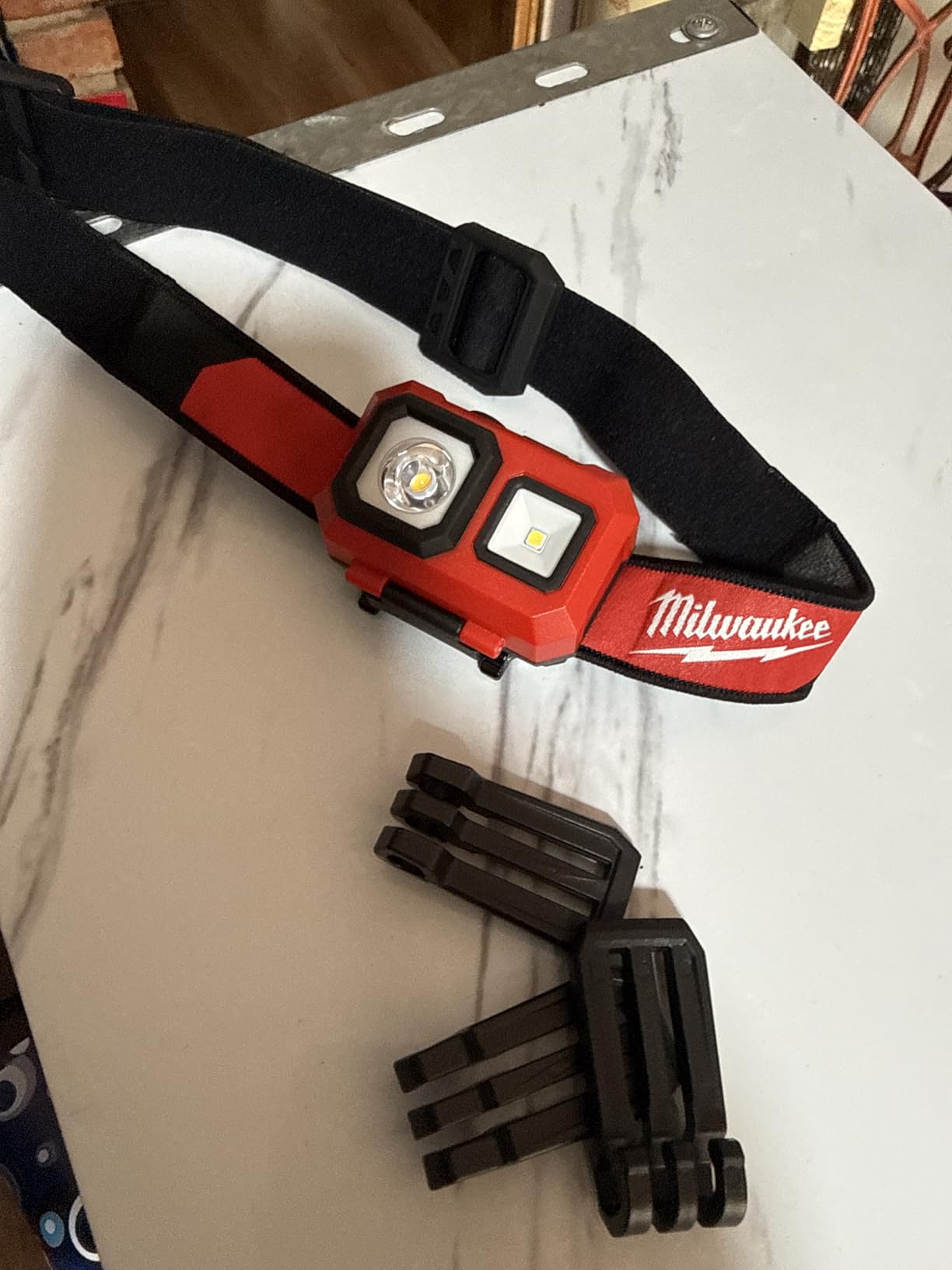 Milwaukee 2104 Spot Flood 450 Lumens Adjustable Hard Hat Headlamp Light customer photo 1