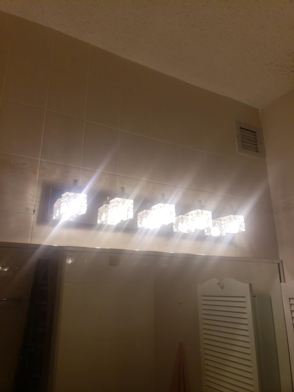 TRLIFE Bathroom Light Fixture, Modern Bathroom Lights Over Mirror 5-Lights Vanity Light, 32inches Crystal Glass Vanity Lights customer photo 2