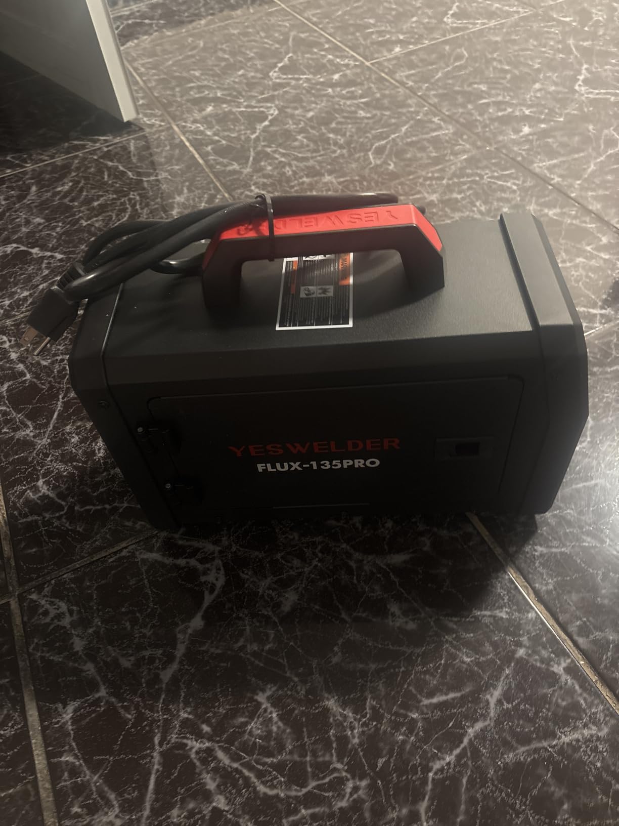 YESWELDER 135A MIG Welder, 110V Flux Core Gasless MIG/Lift TIG/Stick 3-in-1 customer photo 1