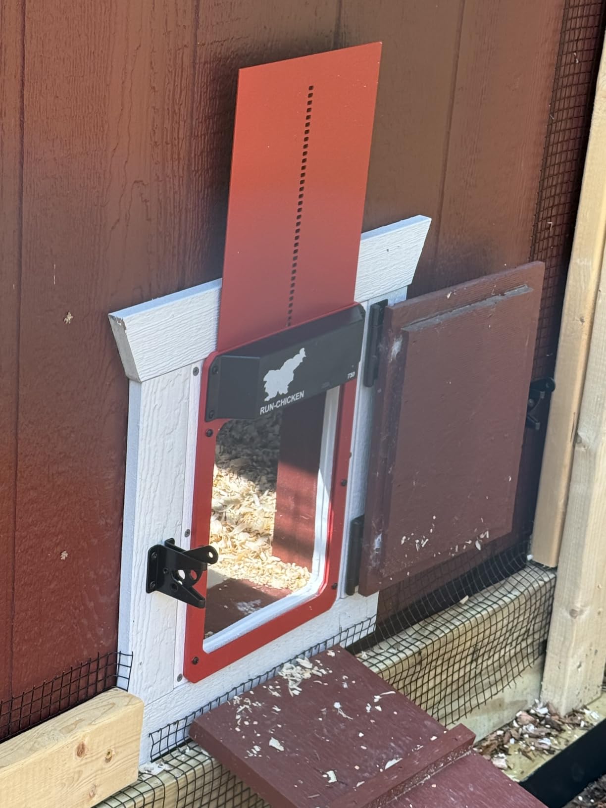 Run-Chicken Door T50 – Automatic Chicken Coop Door Opener, Battery Powered & Weatherproof Aluminum, Smart App & Timer Control, Predator Proof, Easy Install, Reliable All-Season Performance (Red) customer photo 1