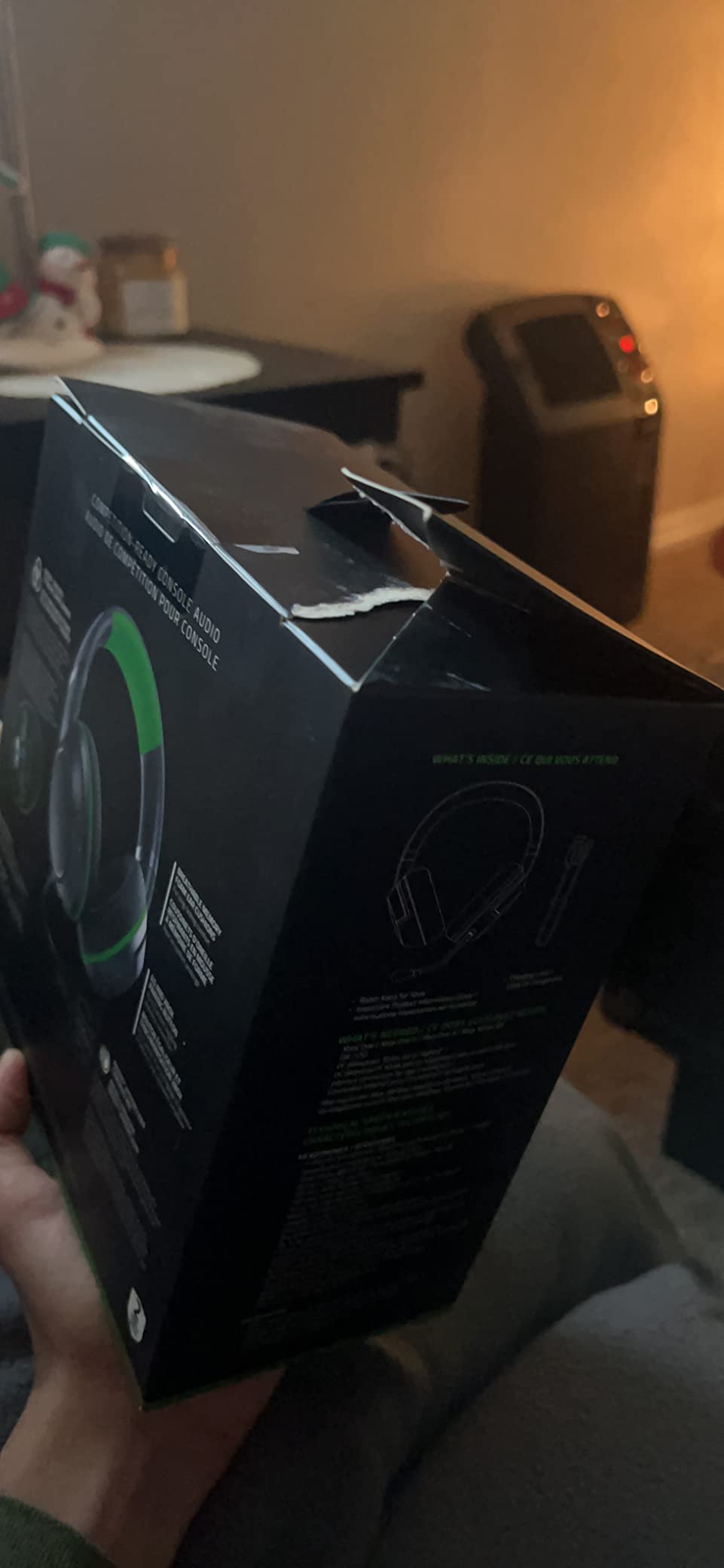 Razer Kaira Wireless Gaming Headset for Xbox Series X|S, Xbox One: Triforce Titanium 50mm Drivers - Cardioid Mic - Breathable Memory Foam Ear Cushions - EQ Pairing Button - Windows Sonic - Black customer photo 1