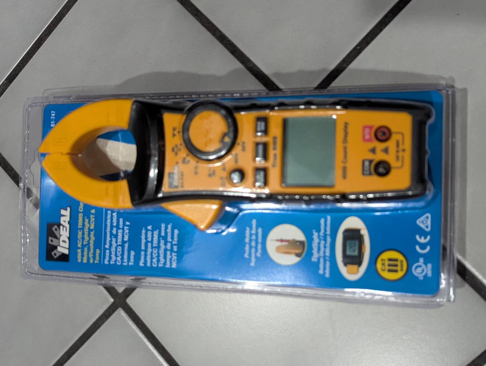 Ideal Electrical 61-747 TightSight Clamp Meter, 400A AC/DC, 600V TRMS customer photo 2
