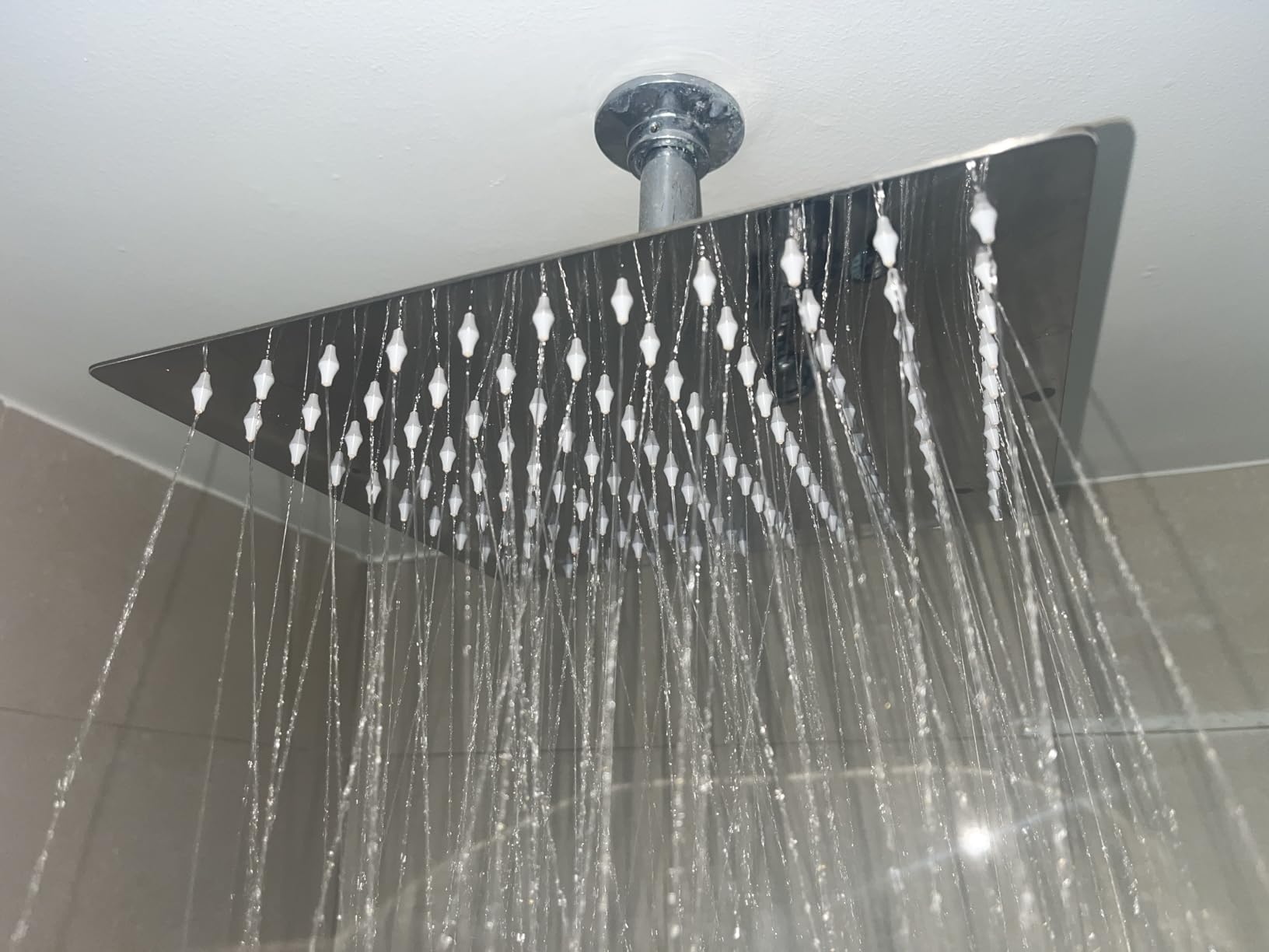 Voolan Rain Shower head, High Pressure Shower Head Made of 304 Stainless Steel, Relaxed Shower Experience Even at Low Water Flow and Pressure (10