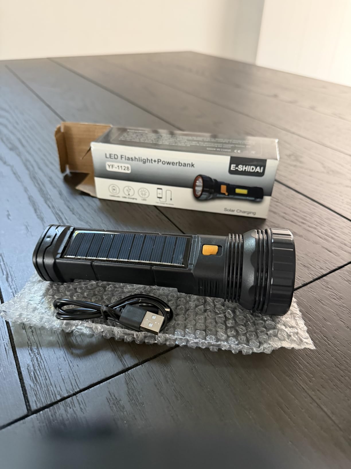 E-SHIDAI Solar Flashlight, Rechargeable flashlights for Camping, Home customer photo 2