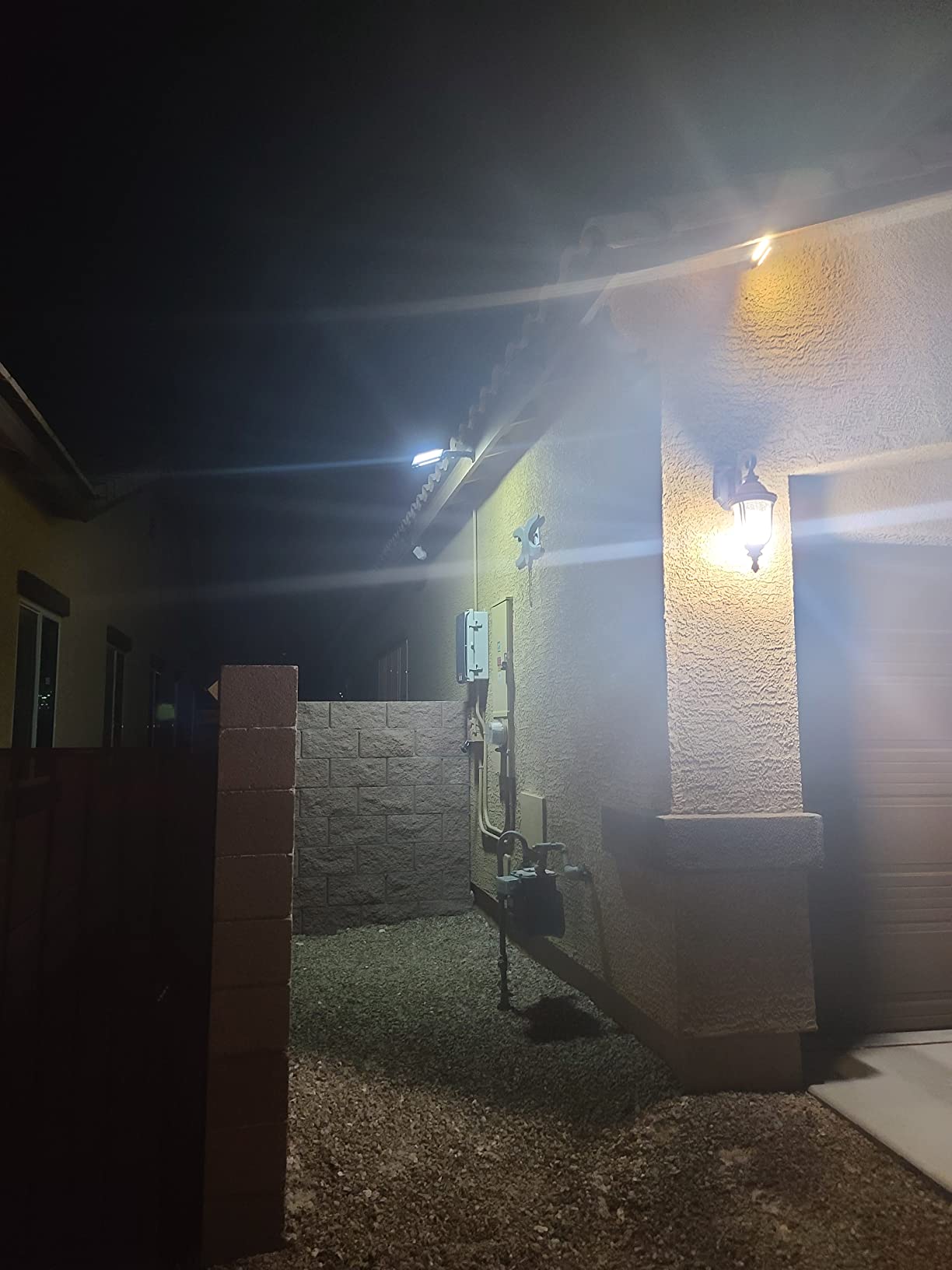 ropelux Solar Flood Lights Outdoor, 6000LM High Brightness Motion Sensor customer photo 2
