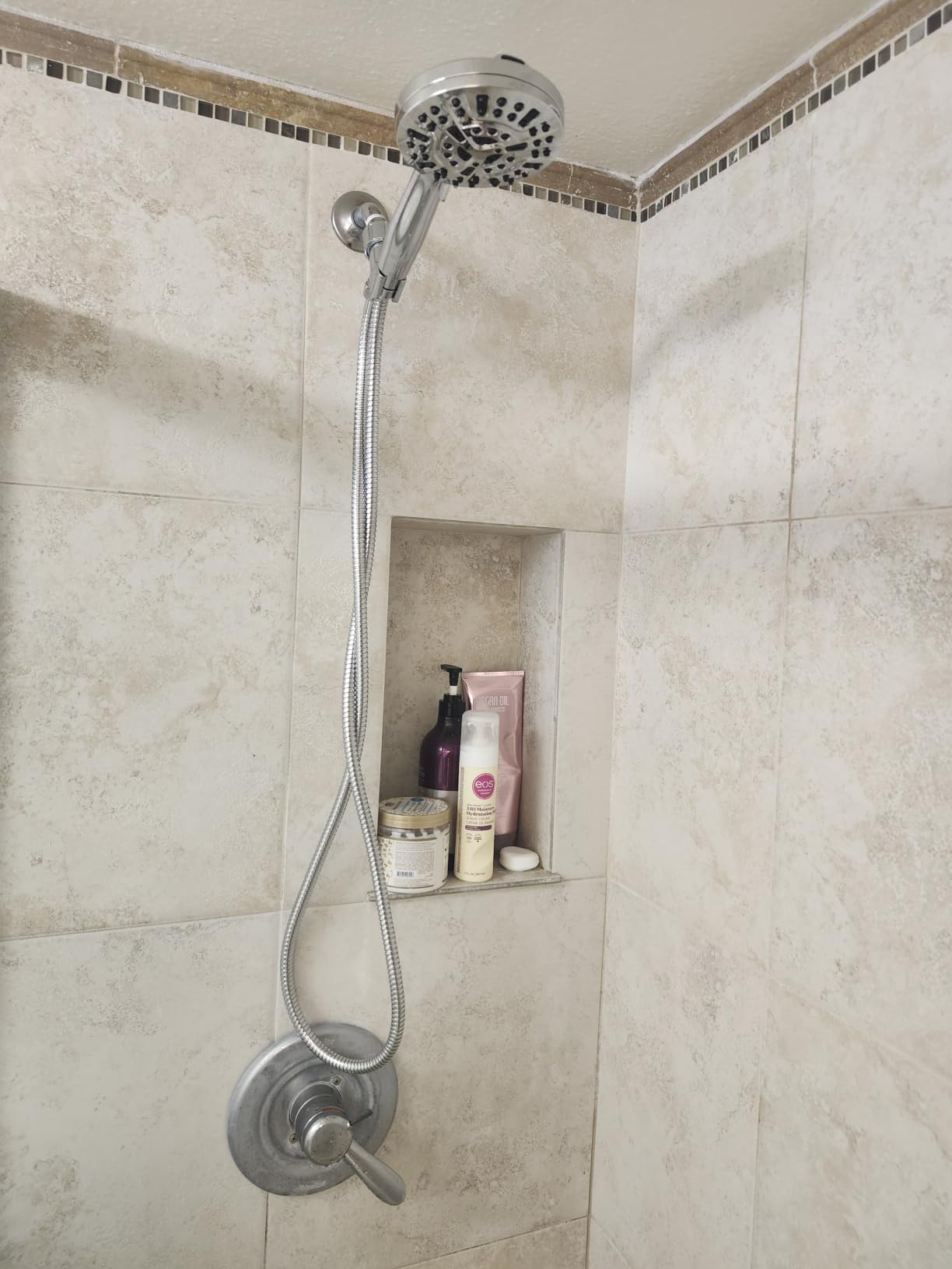 BESAQUO 9 Functions High Pressure Handheld Shower Head with Power Wash customer photo 2