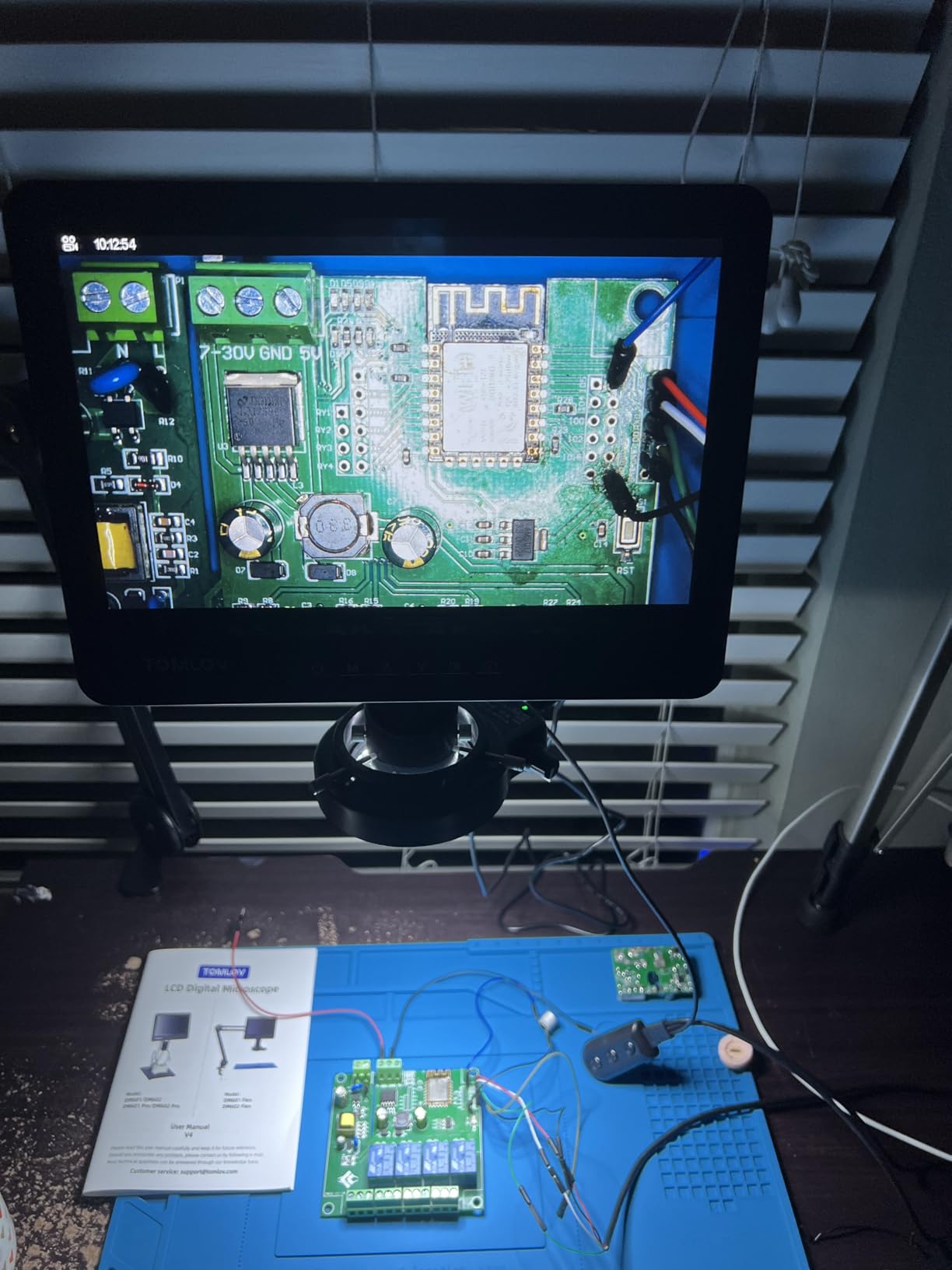 TOMLOV DM602 Flex 3 Lens HDMI Digital Soldering Microscope, Flexible Arm customer photo 1