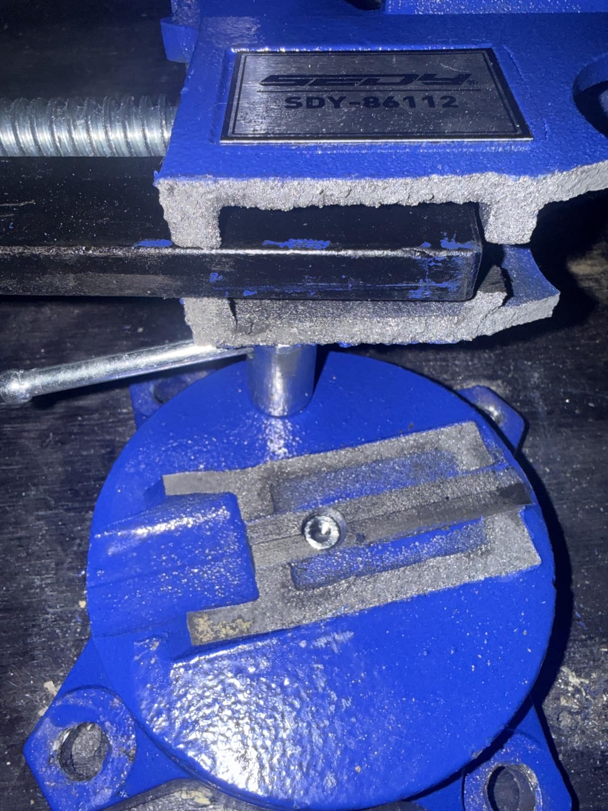 Heavy Duty Bench Vise 4.5 Inch: Table Clamp Woodworking Vice Press Drill Tools Workbench Wood Metal Pipe Work Shop Block Swivel Slide Cross Welding Machine Kit Milling Grip Precision Magnetic Jaw Pad customer photo 1