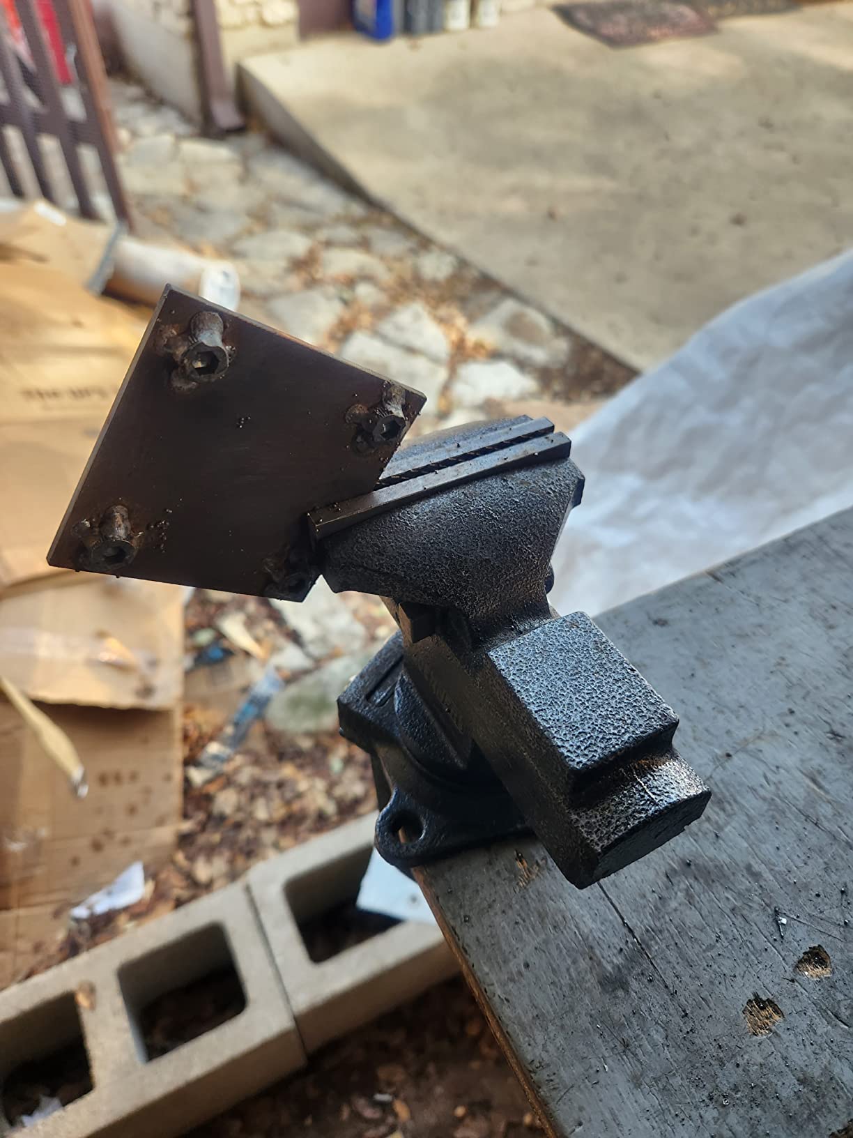 [Upgraded] Bench Vise 6