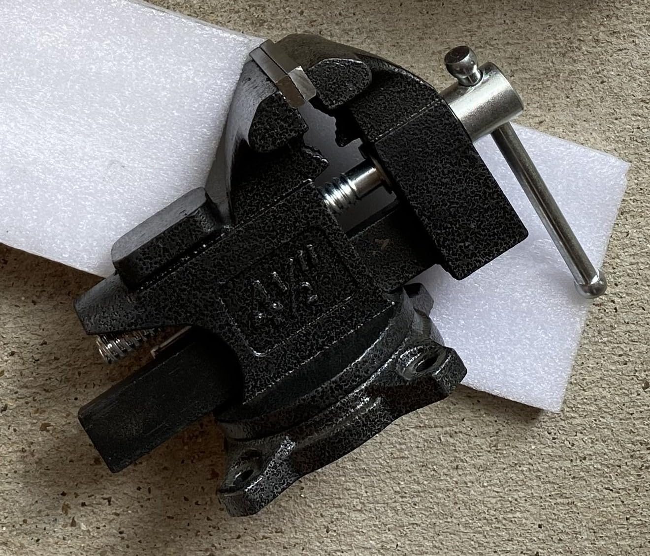 [Upgraded] Bench Vise 6