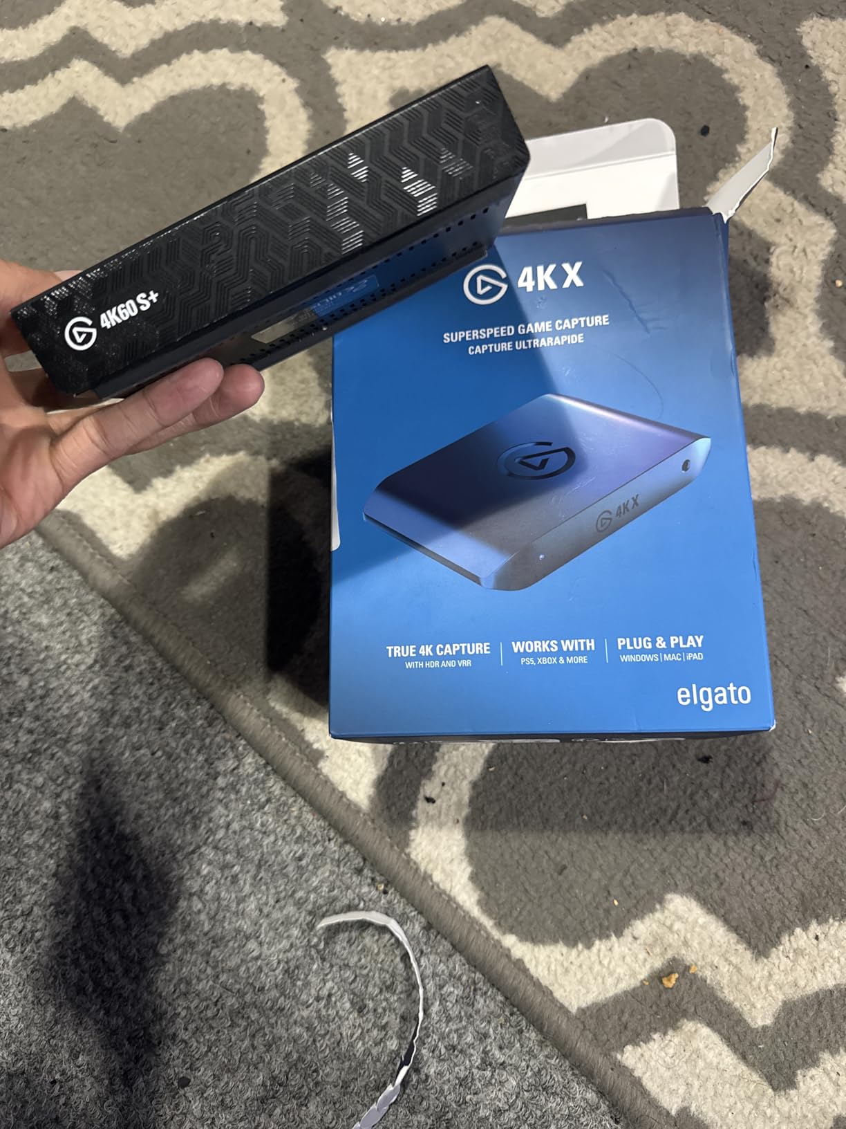 Elgato 4K X Capture Card, HDMI 2.1, 4K144 Ultra-Low Latency customer photo 1