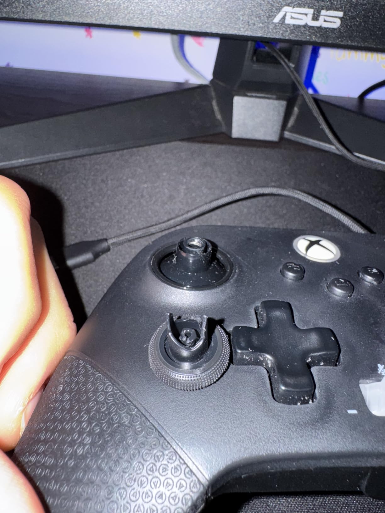 PowerA FUSION Pro 4 Wired Controller for Xbox Series X|S, adjustable height thumbsticks, hall effect thumbsticks, mappable buttons, officially licensed, works with Xbox One and Windows 10/11 customer photo 2
