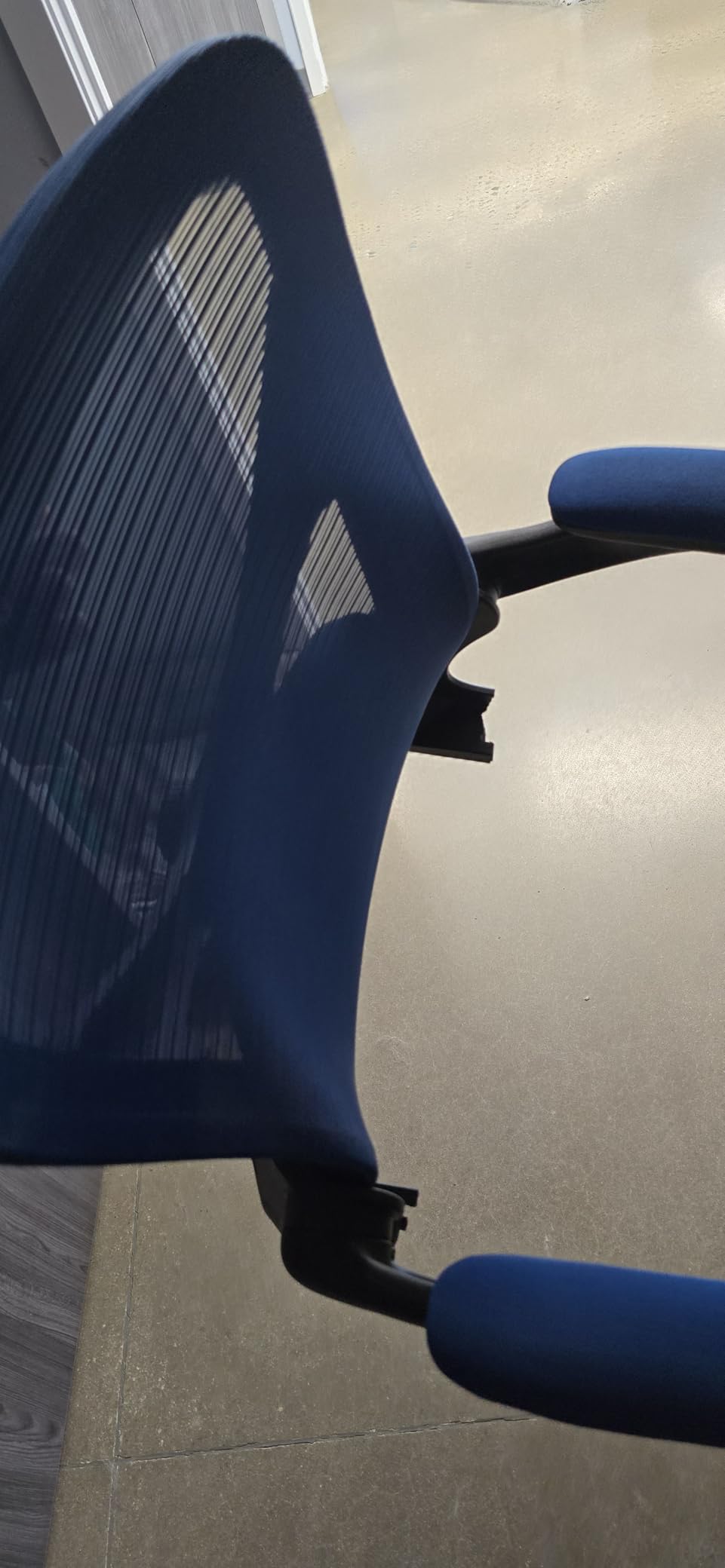 Office Chair: 330LBS Mesh Ergonomic Desk Chair Comfy with 3D Lumbar& Swivel customer photo 2