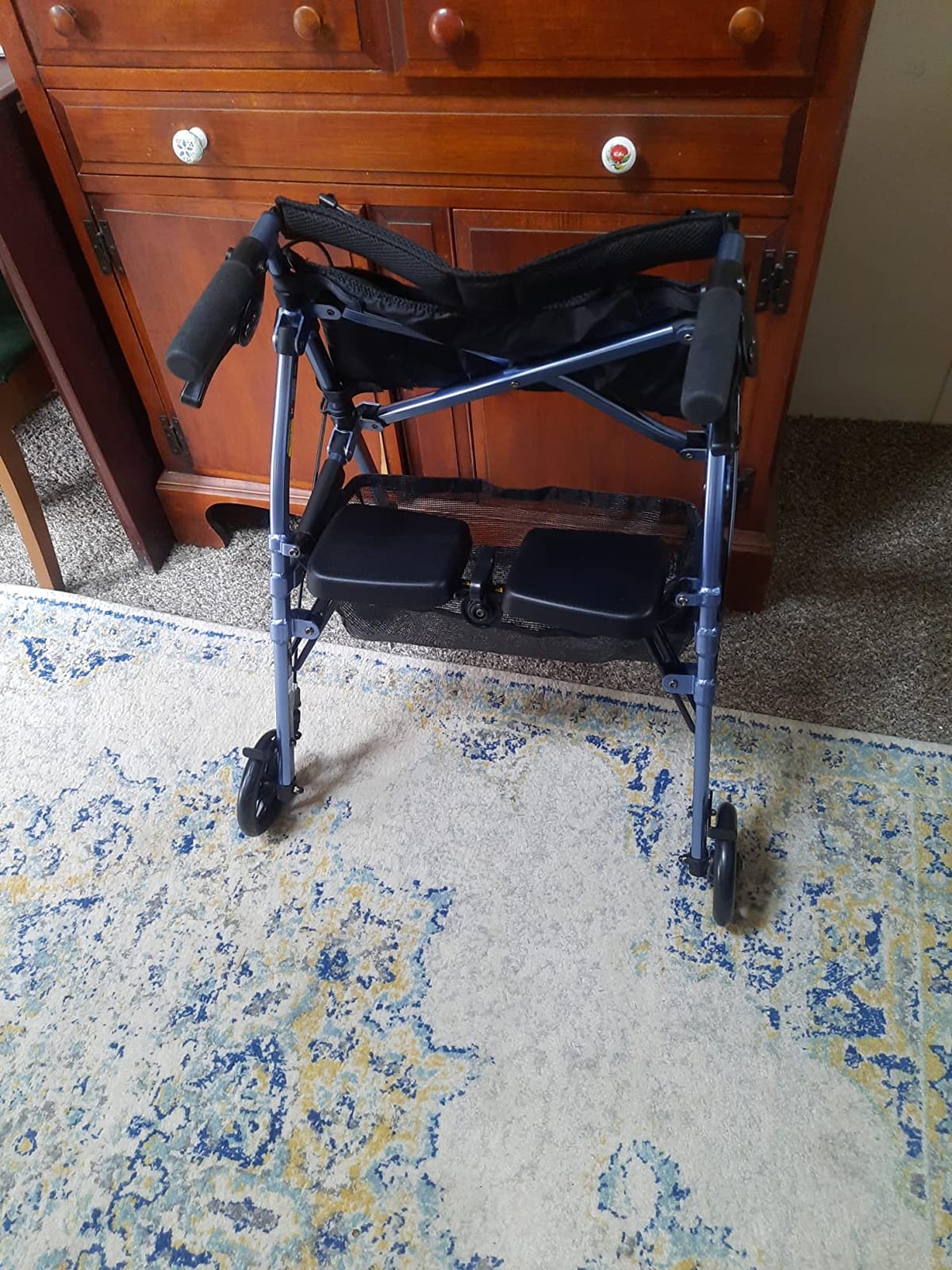 Stander Wonder Rollator Plus Short, Lightweight Junior Folding Mobility Aid for Petite Adults, Seniors, and Elderly, Collapsible Travel Rolling Walker with Four Wheels and Seat, Vivid White customer photo 1