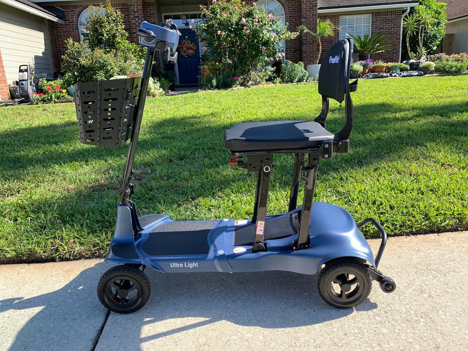 Mobility Scooters for Adults & Seniors - Ultra Lightweight 27.5 lbs Carbon Fiber Folding Electric Scooter - Airlines Approved All-Terrain Portable Scooter with Basket and Charger Included-Purple customer photo 2