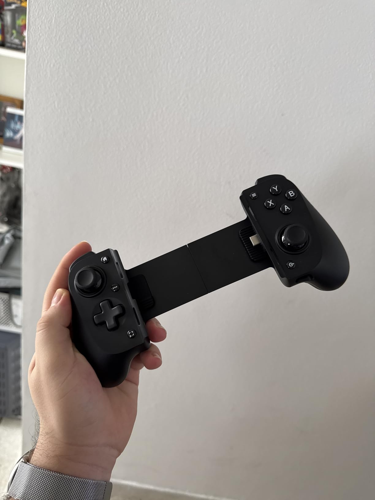 Razer Kishi V3 Gaming Controller for iPhone & Android, USB-C, Black customer photo 2