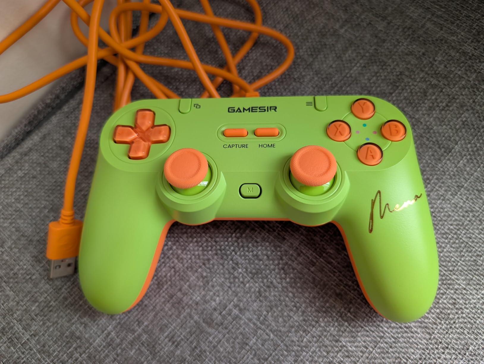 GameSir Tegenaria Lite Wired Game Controller For Switch, Android, iOS, PC, Steam With Retro 90s Design, Hall Effect Sticks, 1000Hz Polling Rate, Dual Rumble Motors, Mappable Back Buttons, Ultra-Low Latency, Ergonomic Design -Retro Gray customer photo 1