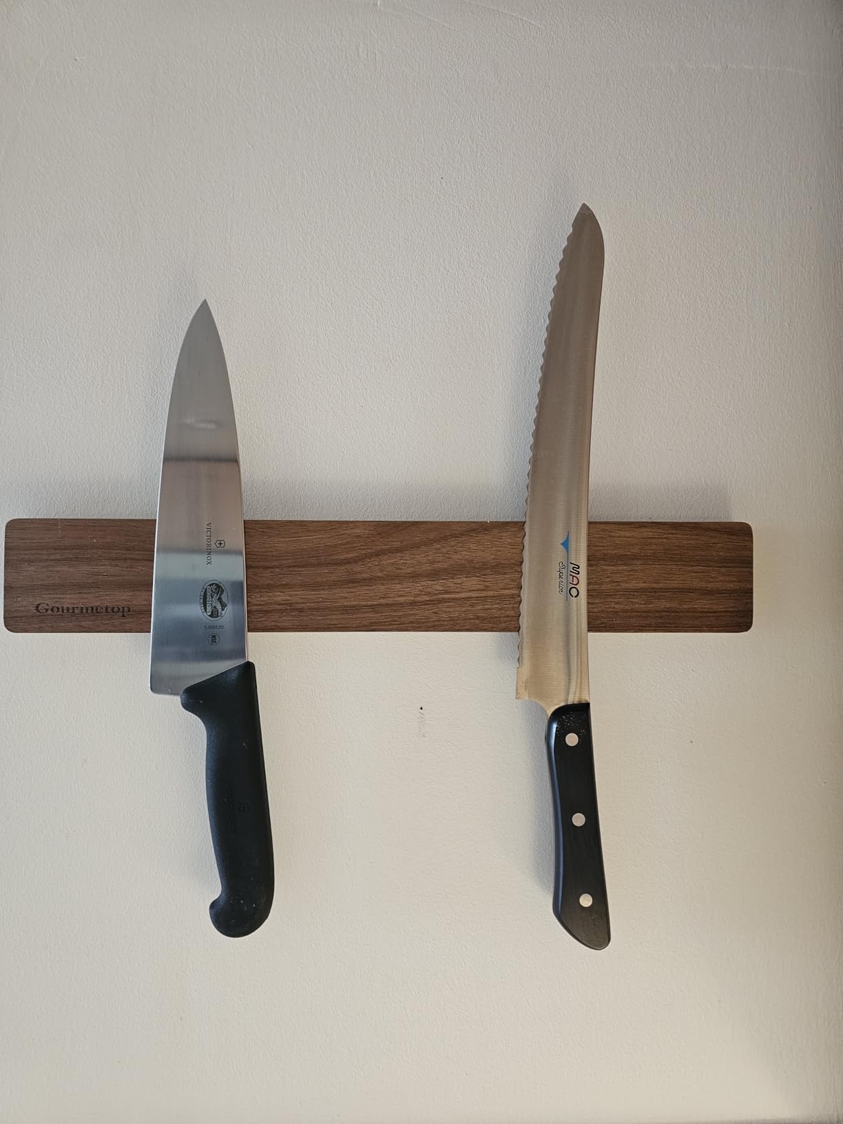 Gourmetop Magnetic Knife Strip 12”, Acacia Wood Knife Holder for Wall Mount customer photo 2