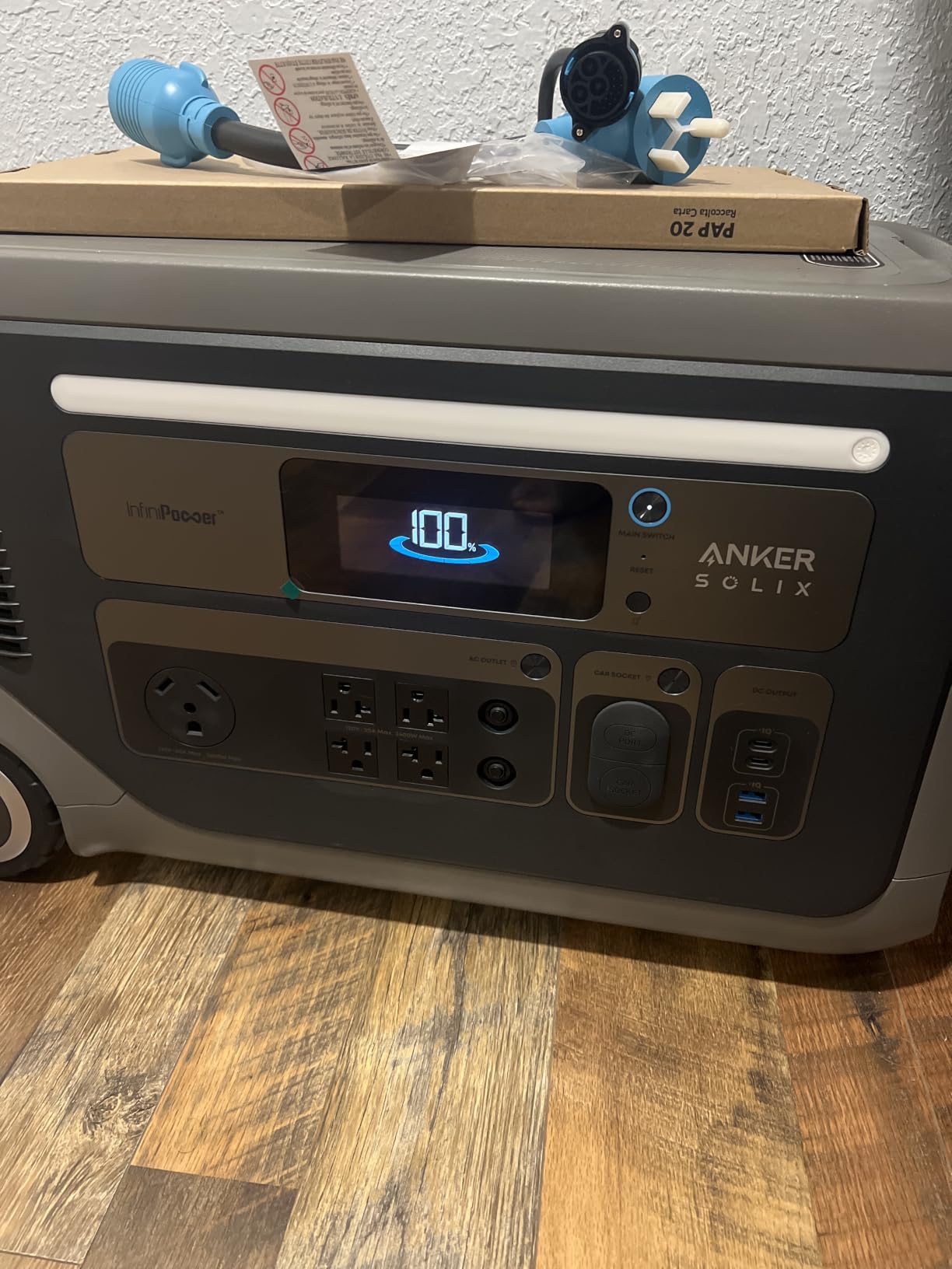 Anker SOLIX F3000 Portable Power Station, 3,072Wh, 6,000W, Solar Generators customer photo 1