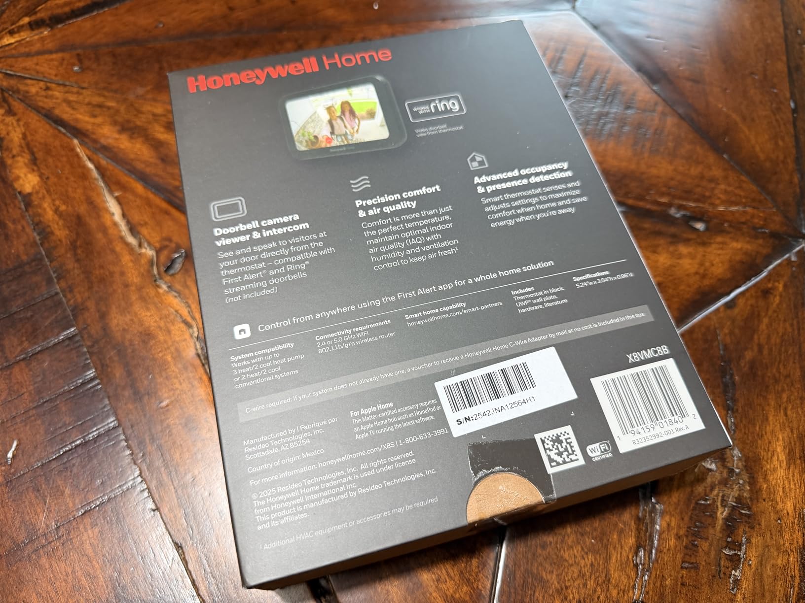 Honeywell Home X8S Premium Smart Wi-Fi Thermostat, Black customer photo 1