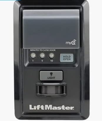 Chamberlain Belt Drive myQ Garage Door Opener, 3/4HP w/Fixed Camera customer photo 1